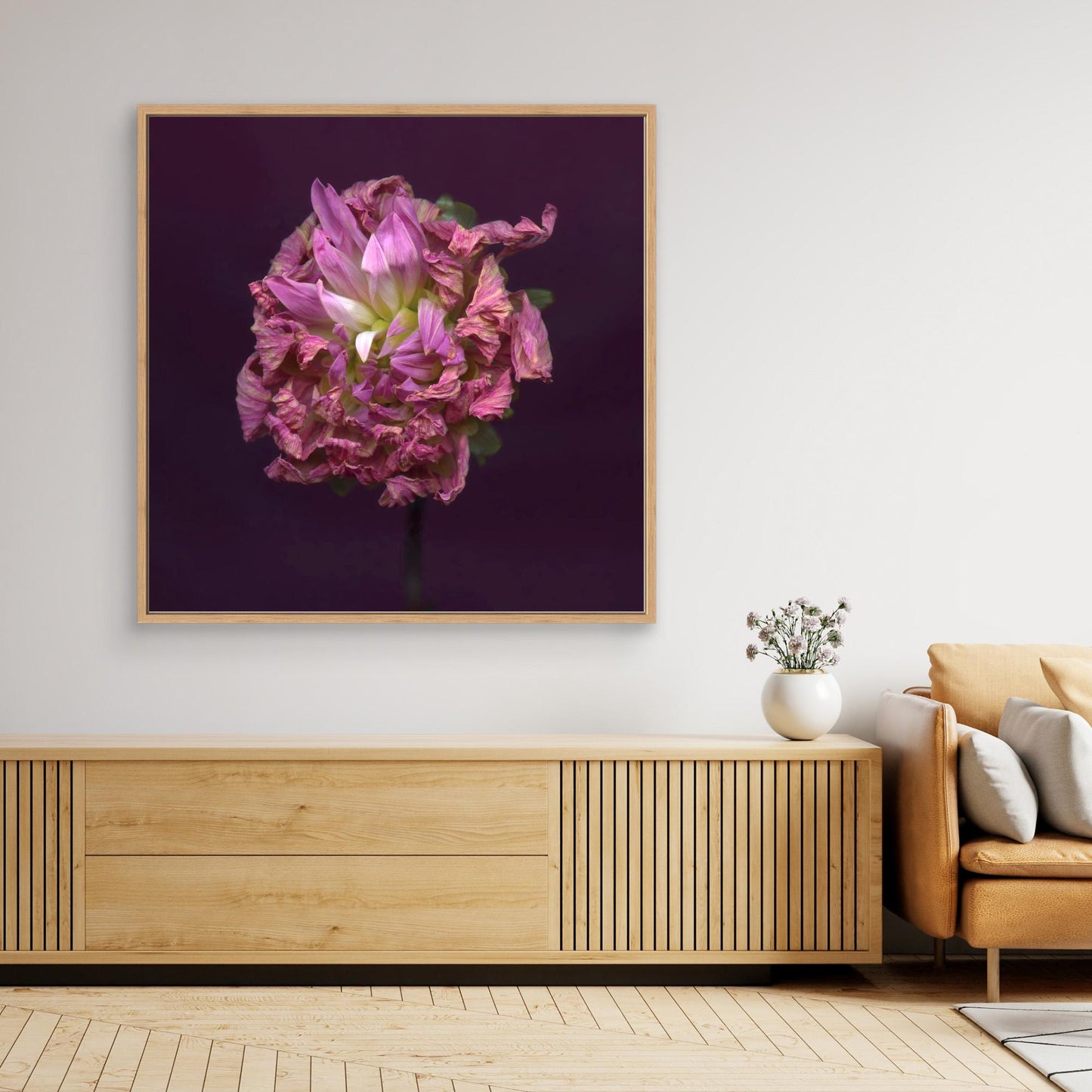Nazomerfluisteringen: Roze dahlia  -  Canvas print